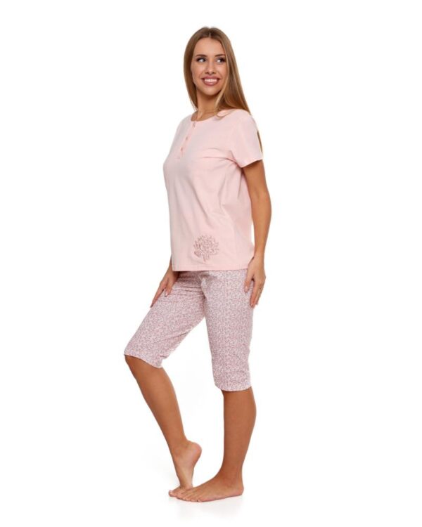 Pijama roz cu maneca scurta si pantalon 3/4 - imagine 2