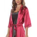 Halat din satin bordo cu dantela